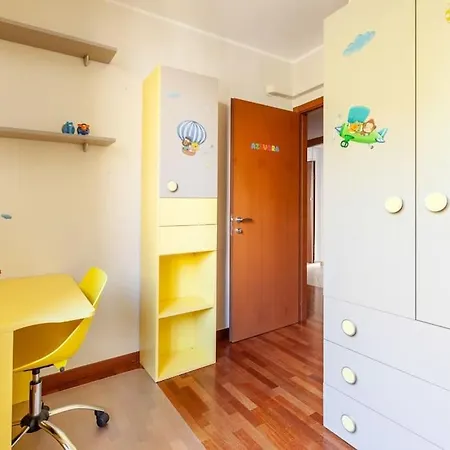 Casa Azzurra - By Host4U Apartment San Donato Milanese Exterior photo