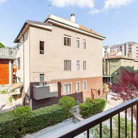 Casa Azzurra - By Host4U Apartment San Donato Milanese Exterior photo