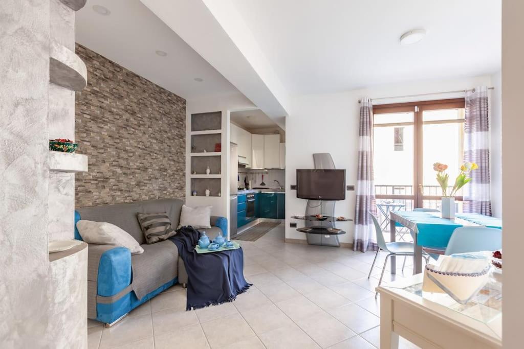 Apartment Casa Azzurra - By Host4u *
