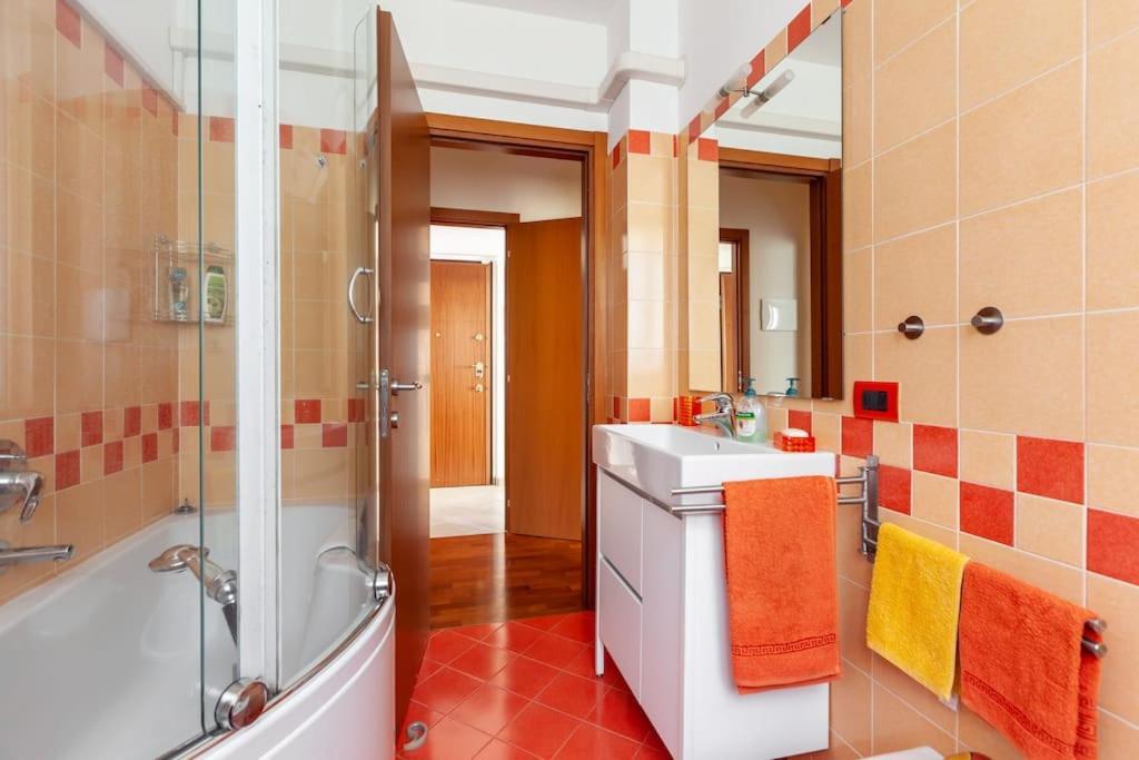 Casa Azzurra - By Host4u San Donato Milanese