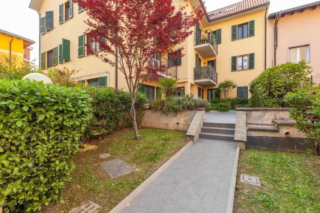 Casa Azzurra - By Host4u * San Donato Milanese
